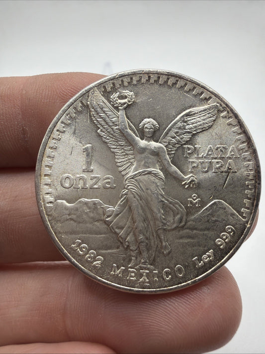 1982 Mexico Libertad Onza Pura Plata 1 oz .999 Silver Coin0