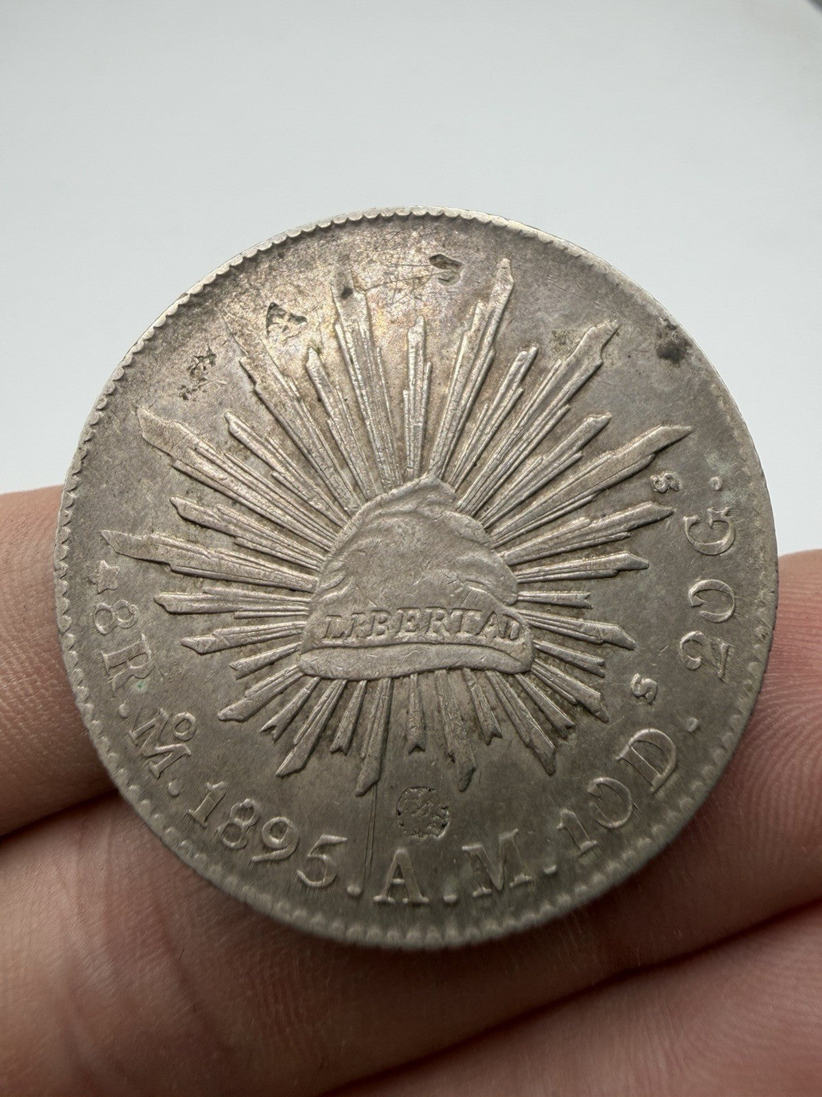 1895 Mo AM Mexico 8 Reales Silver Coin UNC Caps and Rays Full Libertad0